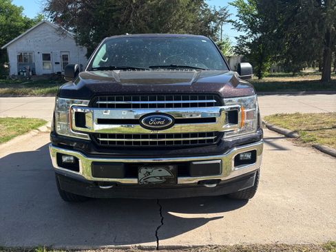 Used 2018 Ford F150 XLT w/ Equipment Group 302A Luxury AWD/4WD image 6