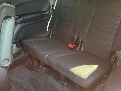 Used 2018 Dodge Durango SXT w/ Quick Order Package 2BB image 16