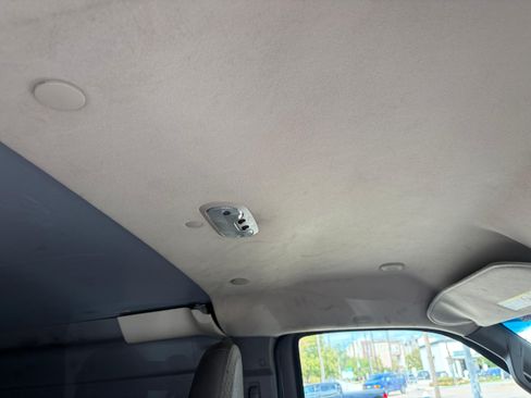 Used 2016 Chevrolet Express 2500 Extended image 20