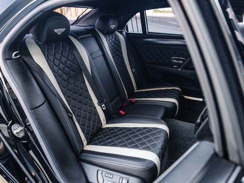 Used 2017 Bentley Flying Spur S W12 image 27