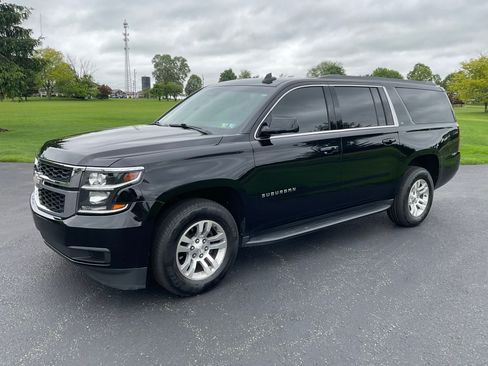 Used 2018 Chevrolet Suburban LT AWD/4WD image 2