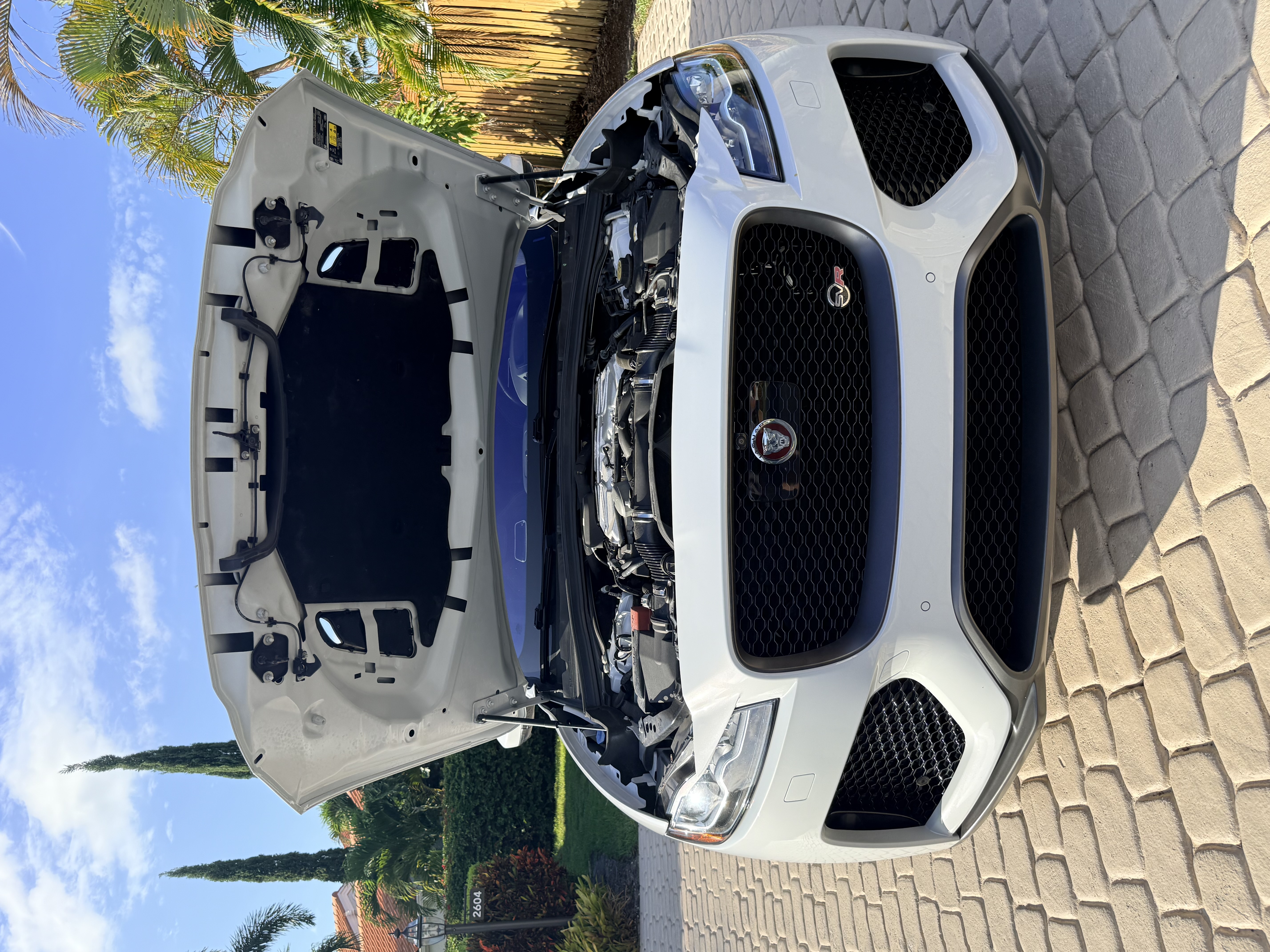Used 2020 Jaguar F-PACE SVR AWD/4WD image 15