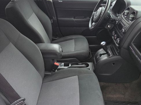 Used 2014 Jeep Patriot Sport w/ Power Value Group image 12