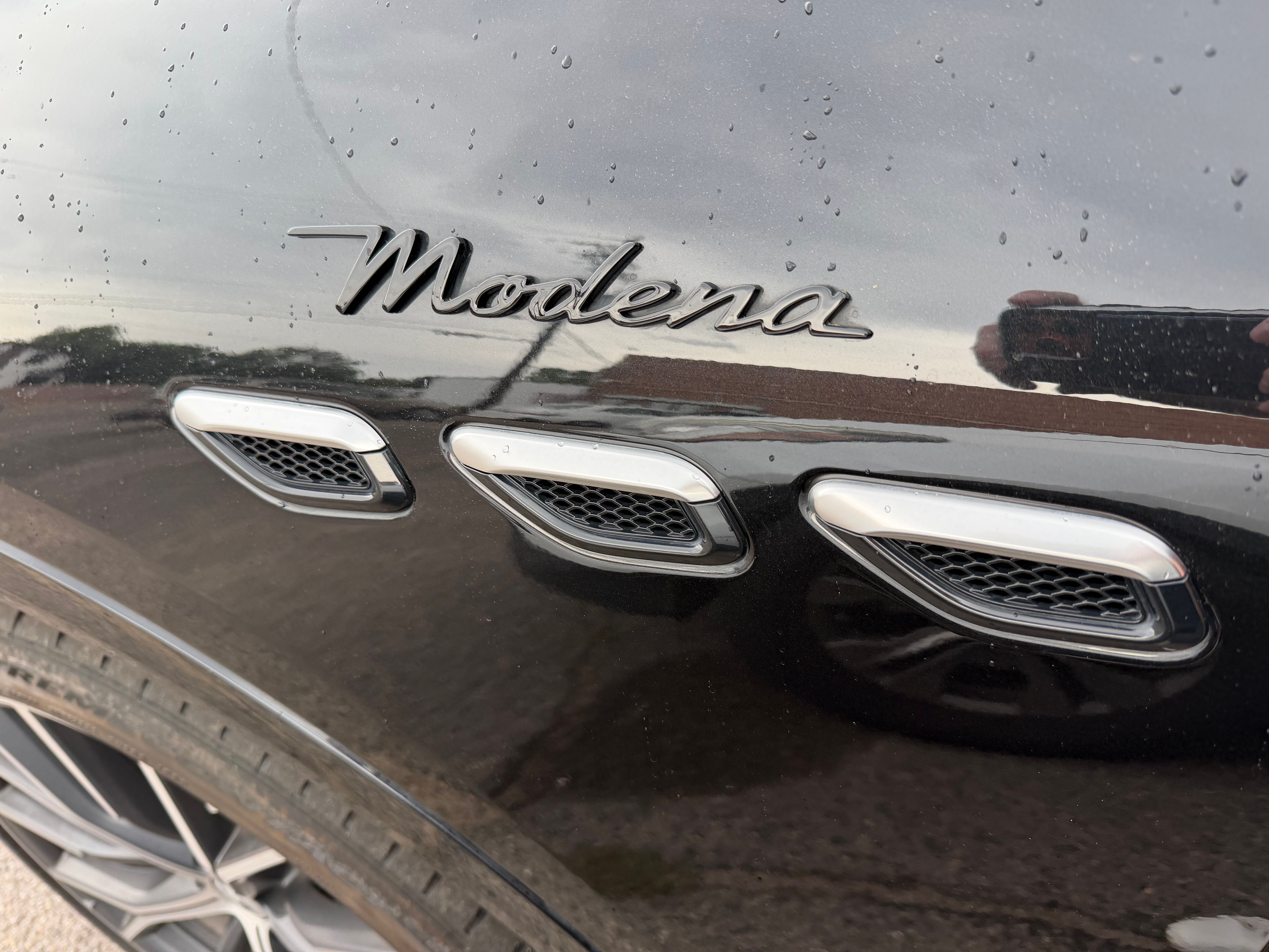 Used 2023 Maserati Grecale Modena AWD/4WD image 2