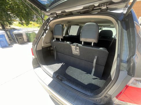 Used 2013 Toyota Highlander Limited AWD/4WD image 17