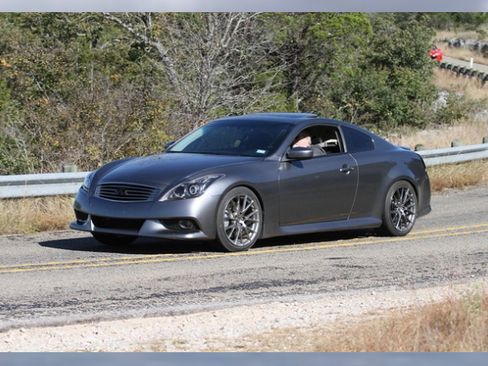 Used 2011 INFINITI G37 IPL RWD image 11