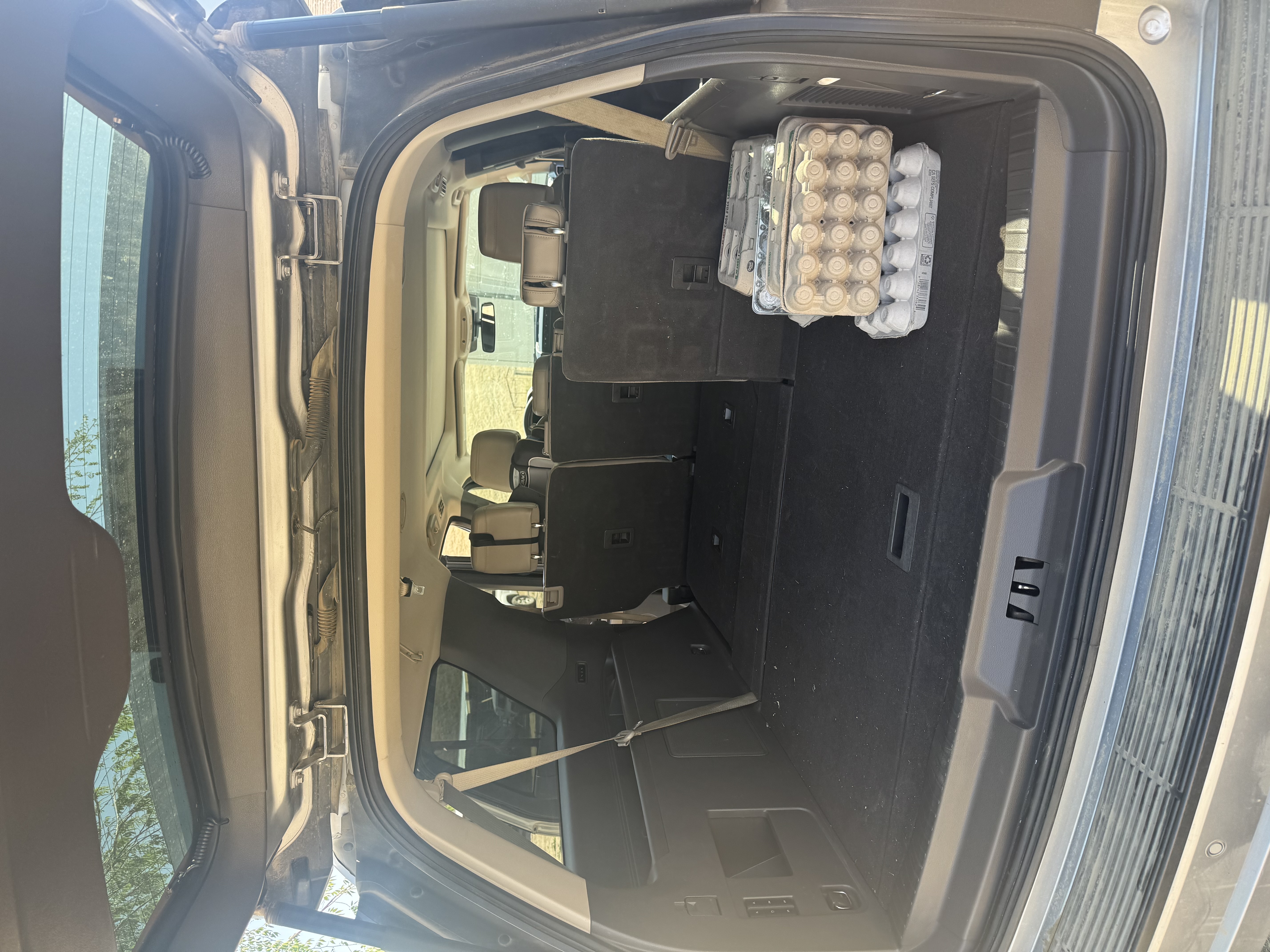 Used 2021 Ford Expedition Max Limited AWD/4WD image 11