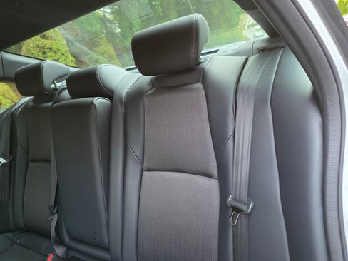 Used 2018 Honda Accord Sport image 24