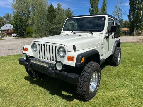 Used 2000 Jeep Wrangler Sport AWD/4WD image 5