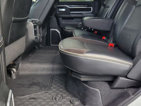 Used 2020 RAM 3500 Laramie w/ Night Edition image 5