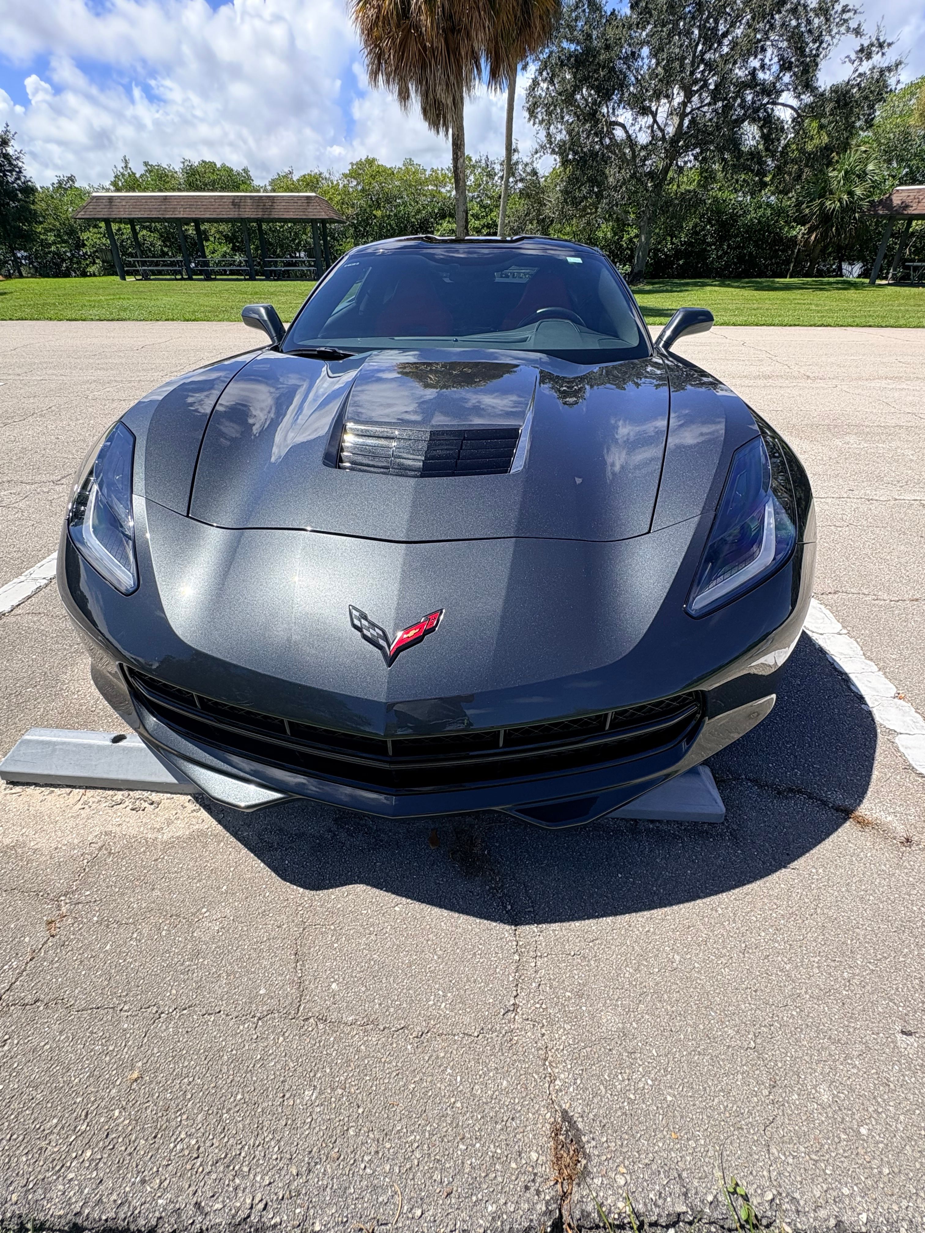 Used 2019 Chevrolet Corvette Stingray Coupe w/ Carbon Flash Badge Package RWD image 12