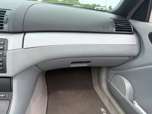 Used 2006 BMW M3 Convertible image 19