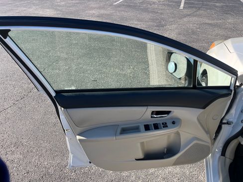 Used 2012 Subaru Impreza 2.0i Limited image 16