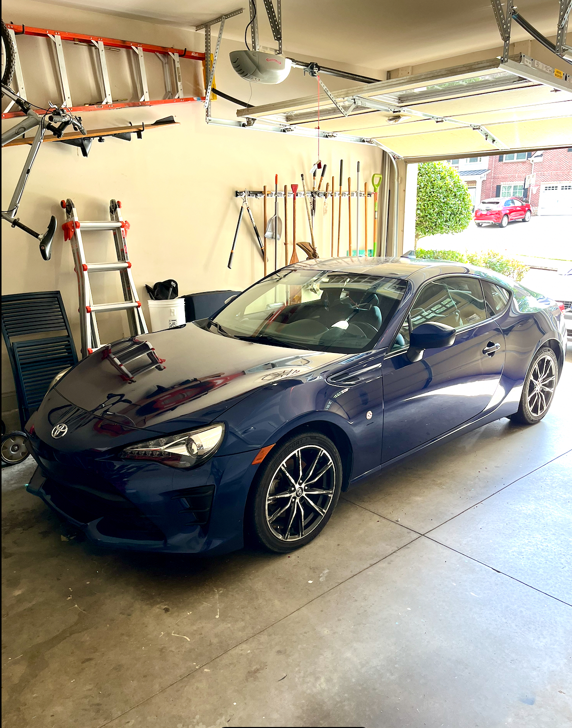 Used 2017 Toyota 86 RWD image 13