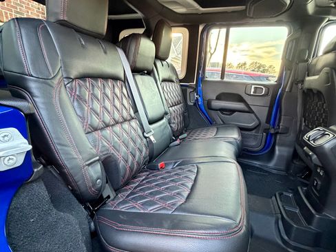 Used 2019 Jeep Wrangler Unlimited Rubicon image 12