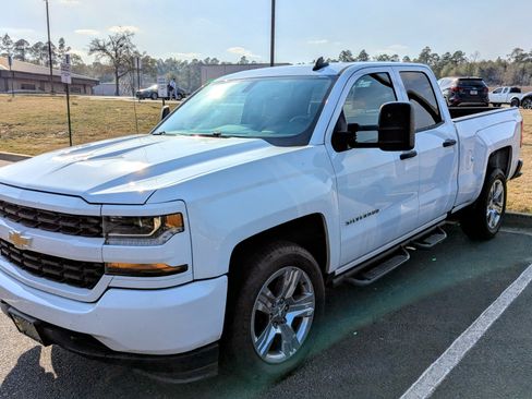 Used 2016 Chevrolet Silverado 1500 Custom w/ Custom Convenience Package image 1