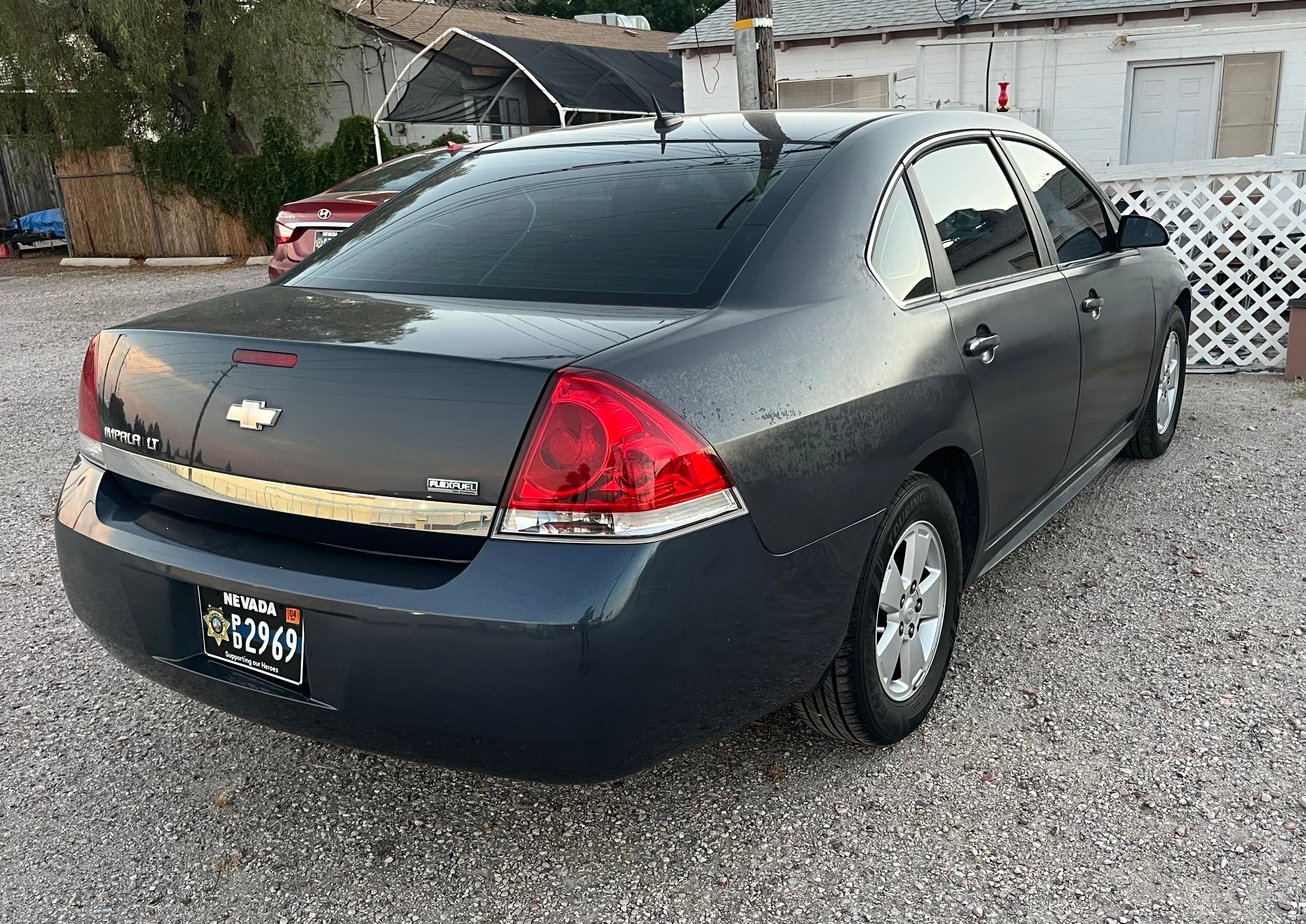 Used 2009 Chevrolet Impala LT FWD image 5