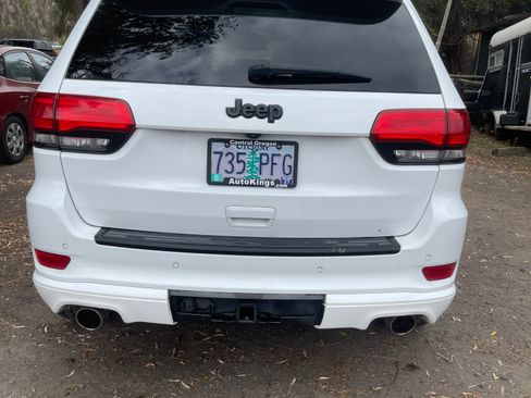 Used 2014 Jeep Grand Cherokee Summit image 5