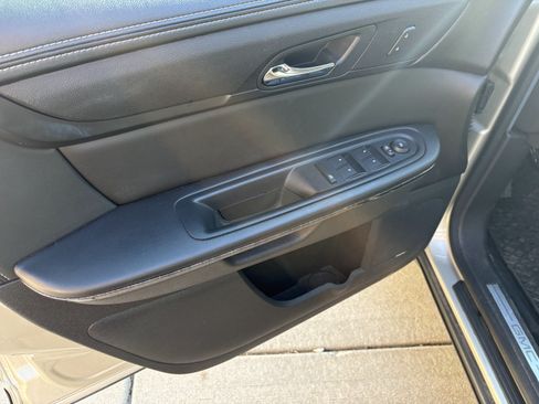 Used 2015 GMC Acadia SLT w/ Open Road Package image 20