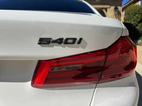 Used 2017 BMW 540i 540i Sedan 4D image 5