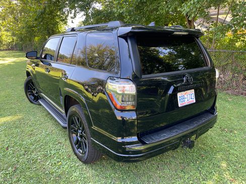 Used 2021 Toyota 4Runner Nightshade AWD/4WD image 11