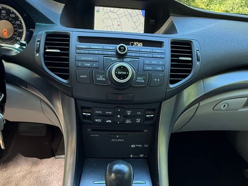 Used 2012 Acura TSX Sport Wagon image 11