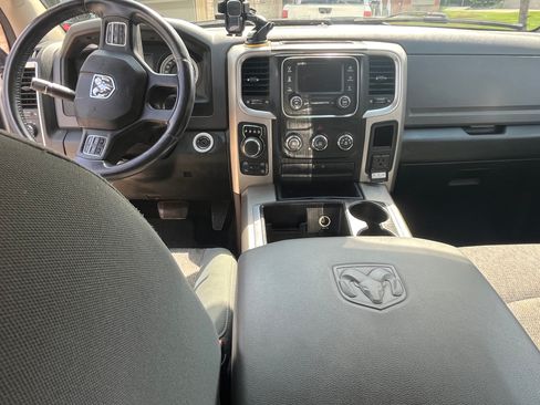 Used 2015 RAM 1500 Big Horn AWD/4WD image 9