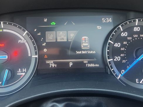 Used 2021 Toyota Highlander Platinum image 12