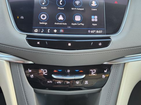 Used 2020 Cadillac XT5 Premium Luxury FWD image 13