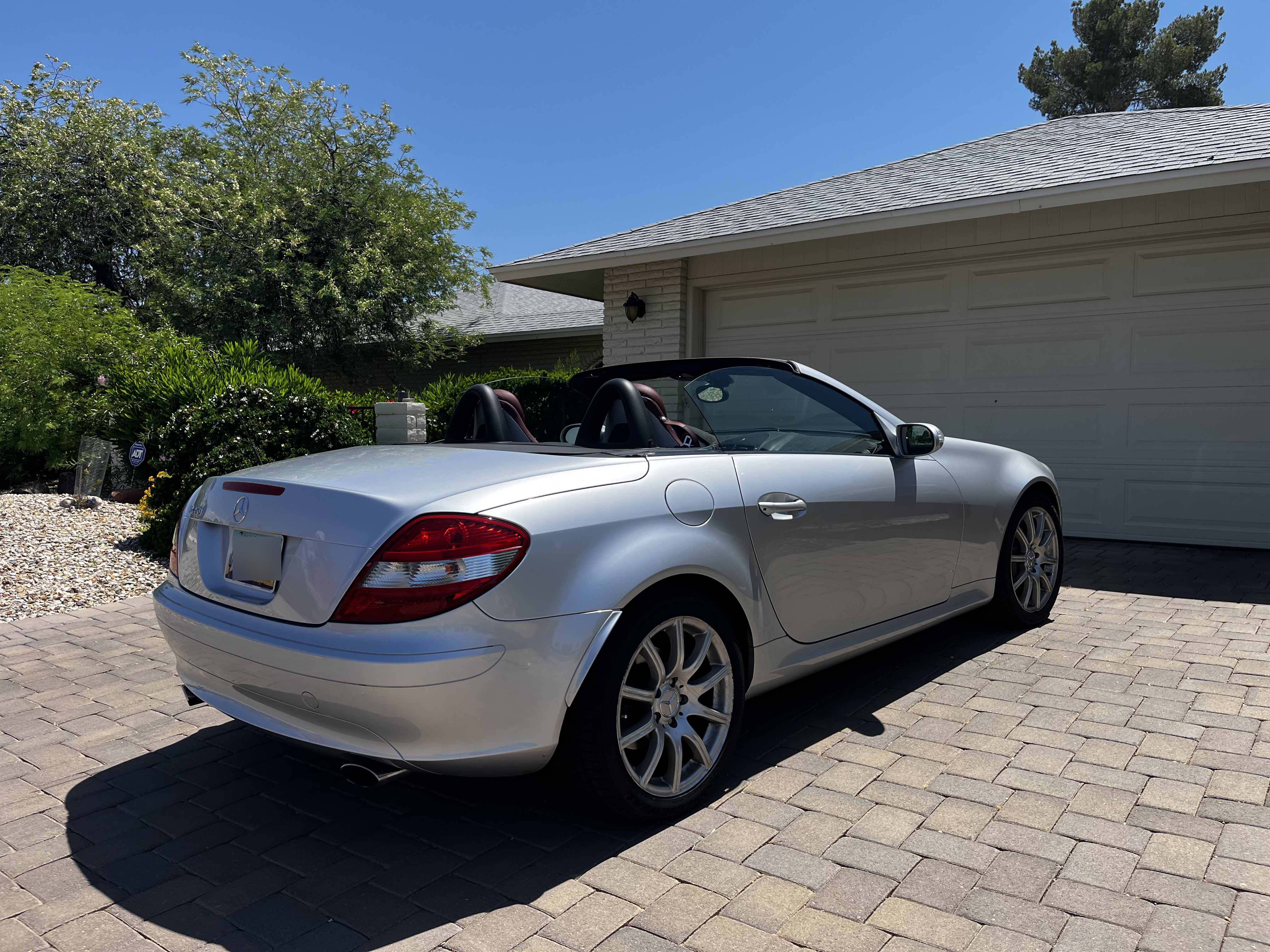 Used 2005 Mercedes-Benz SLK 350 image 5