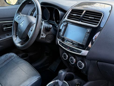 Used 2015 Mitsubishi Outlander Sport GT image 11