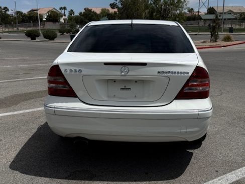 Used 2005 Mercedes-Benz C 230 Sedan image 6