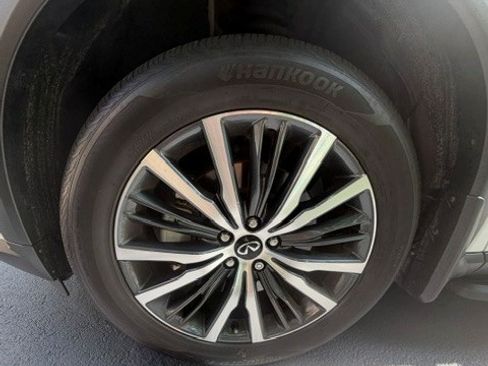 Used 2022 INFINITI QX60 Sensory w/ Vision Package AWD/4WD image 13