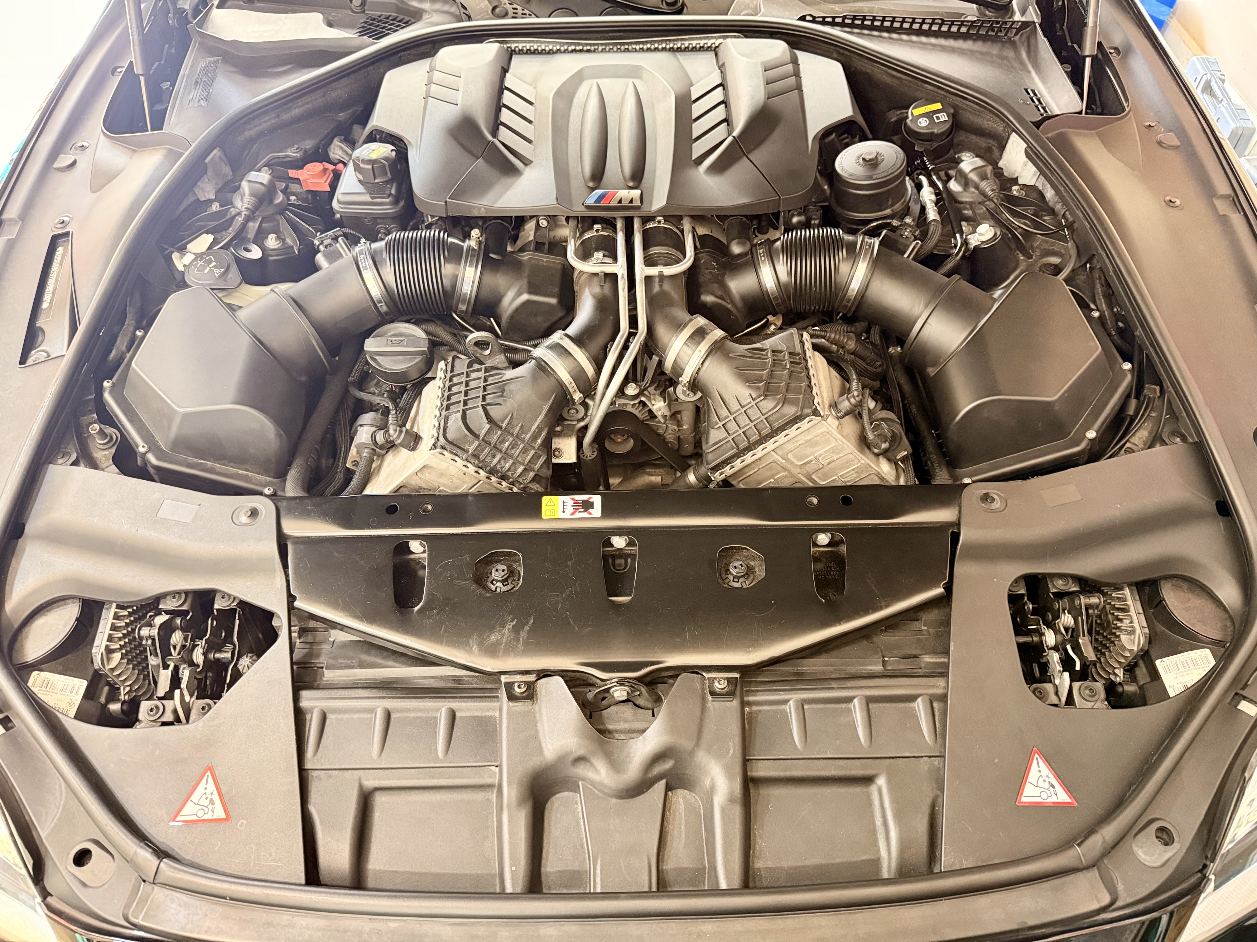 Used 2016 BMW M6 Convertible RWD image 17
