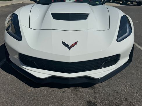 Used 2016 Chevrolet Corvette Z06 w/ 3LZ Preferred Equipment Group image 13