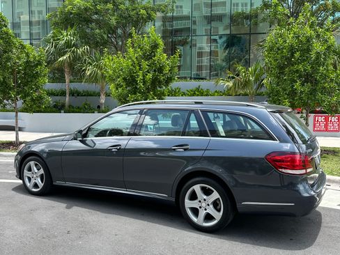 Used 2014 Mercedes-Benz E 350 4MATIC Wagon image 5