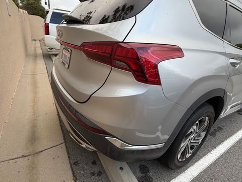 Used 2021 Hyundai Santa Fe SEL FWD image 9