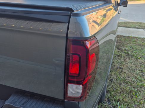 Used 2019 Honda Ridgeline RTL-T image 11