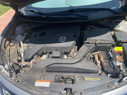 Used 2015 Nissan Altima 2.5 S w/ Power Driver Seat Package FWD image 11