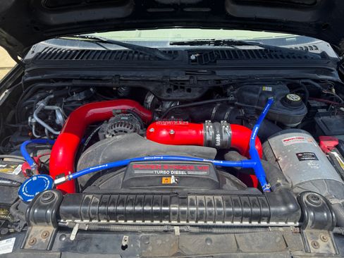 Used 2005 Ford Excursion Limited image 12