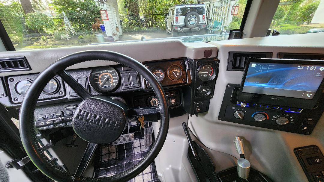 Used 1998 HUMMER H1 4-Door Wagon AWD/4WD image 12