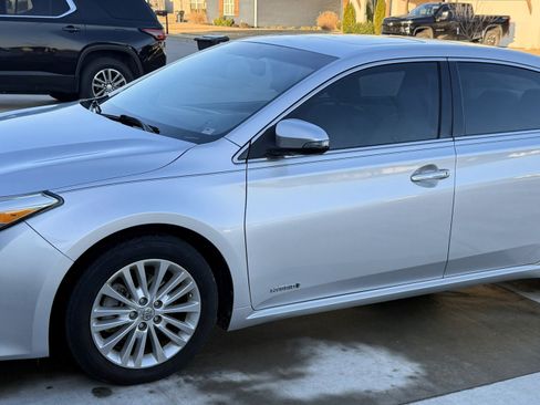 Used 2013 Toyota Avalon XLE Touring image 6