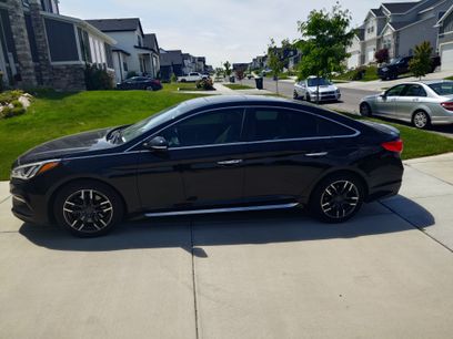 Used 2017 Hyundai Sonata Limited w/ Ultimate Package 04