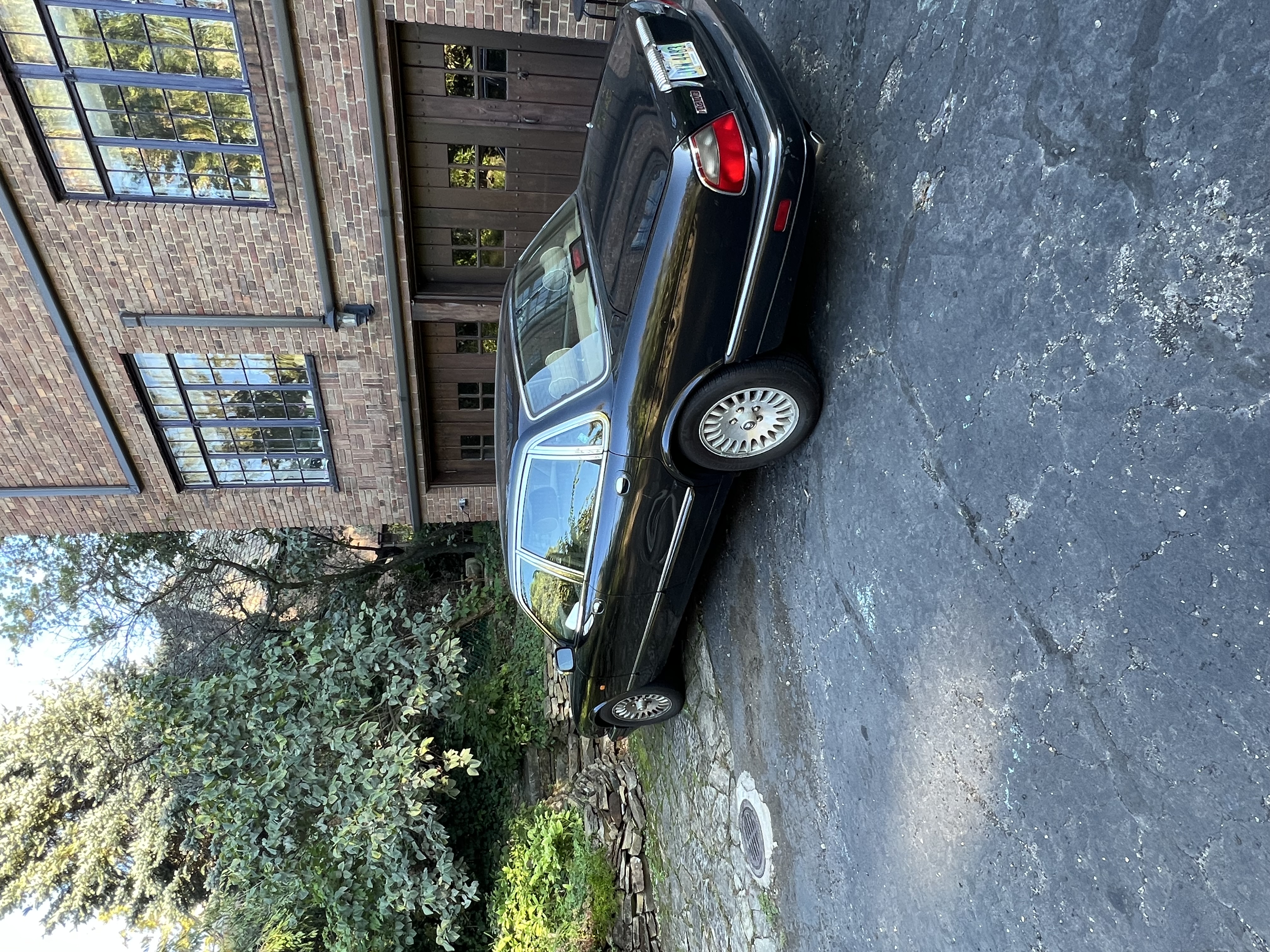 Used 1997 Jaguar XJ Vanden Plas RWD image 6