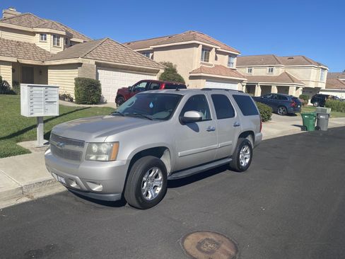Used 2007 Chevrolet Tahoe LT w/ LT Preferred Equipment Group image 2