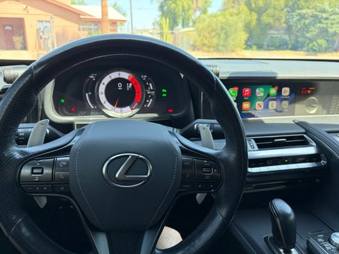 Used 2019 Lexus LC 500 Coupe w/ Performance Package RWD image 9
