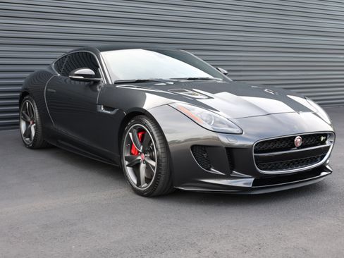 Used 2016 Jaguar F-TYPE R AWD/4WD image 8