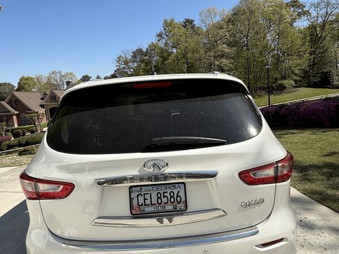 Used 2015 INFINITI QX60 FWD w/ Deluxe Touring Package image 5