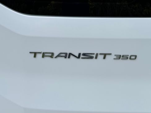 Used 2015 Ford Transit 350 148 Medium Roof RWD image 4