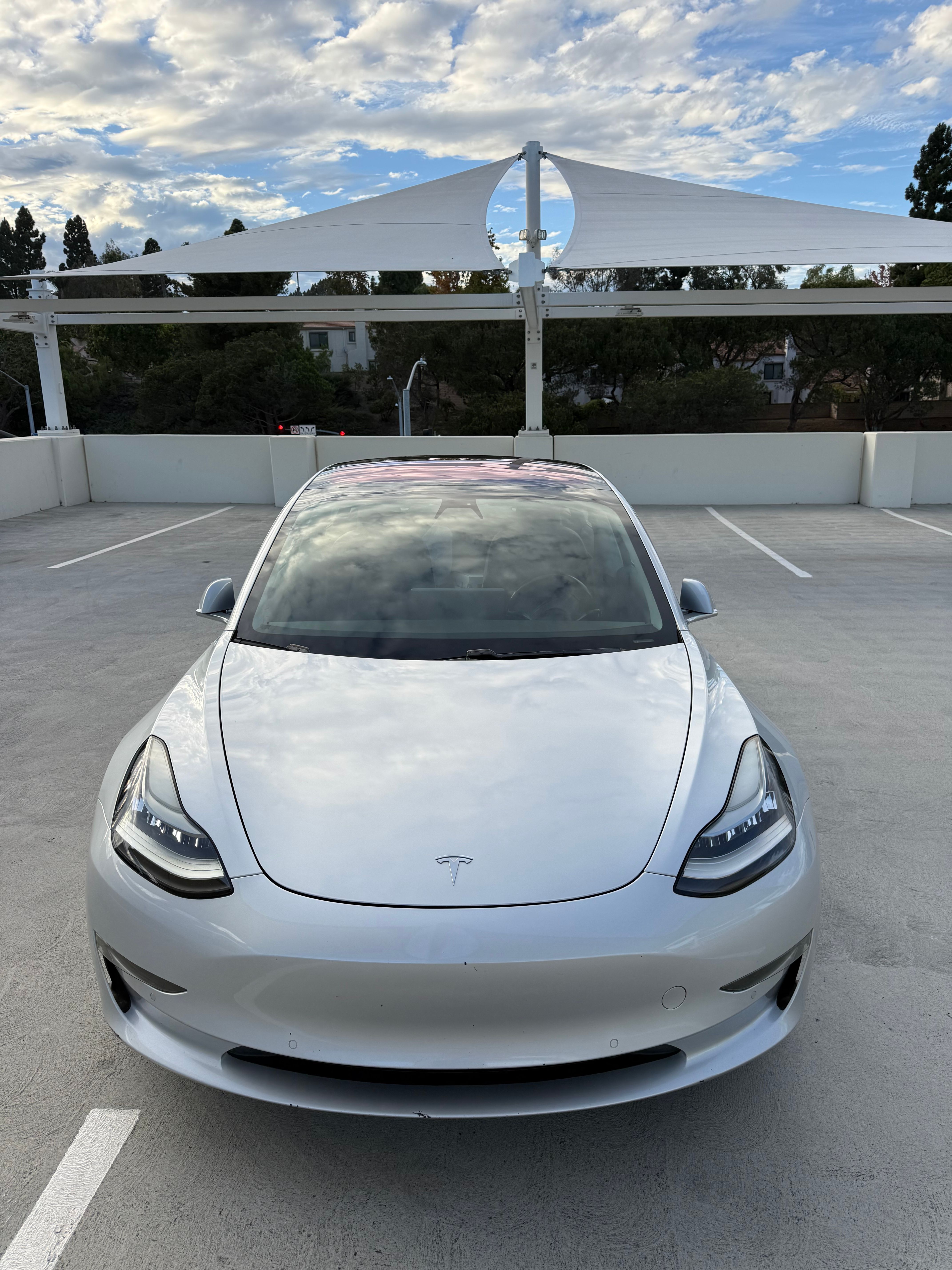 Used 2018 Tesla Model 3 Long Range RWD image 10
